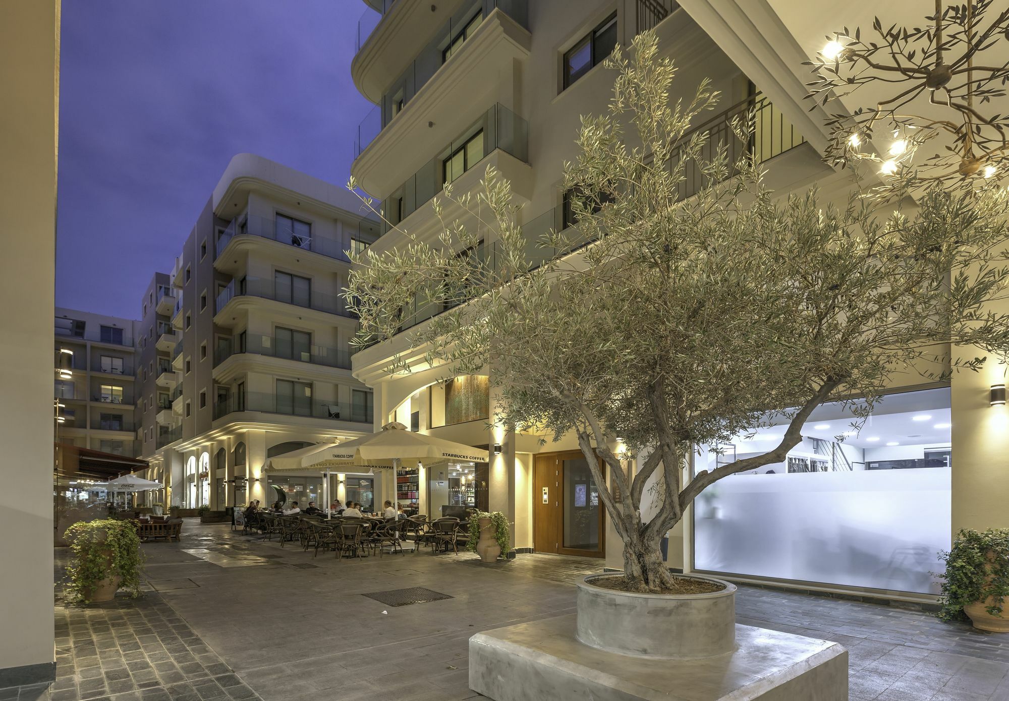 Qcc Residence Ларнака Екстериор снимка
