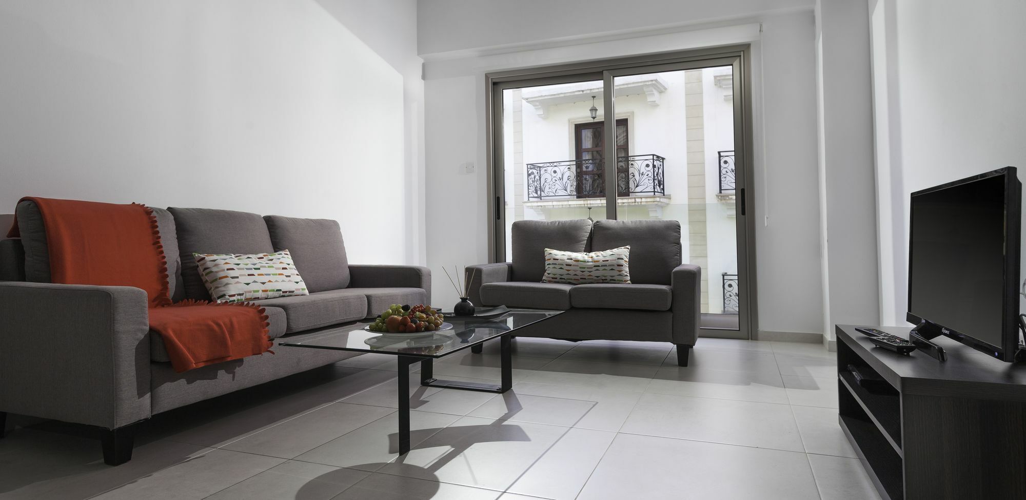 Qcc Residence Ларнака Екстериор снимка